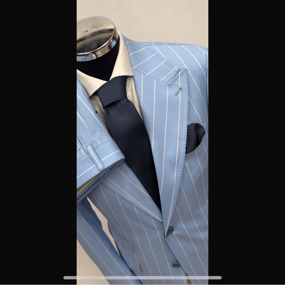 Light Blue Pinstripe super 180 Tombojlini wool Suit - Picture 5 of 5